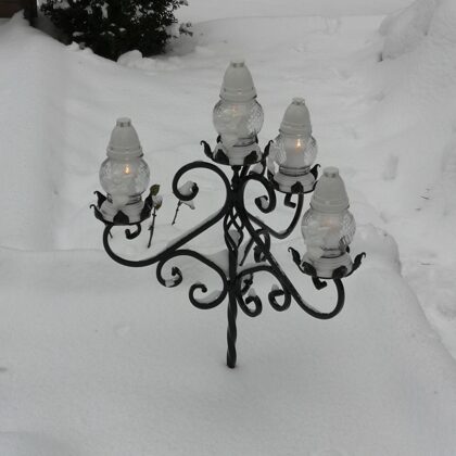 Grave Candlestick in Winter